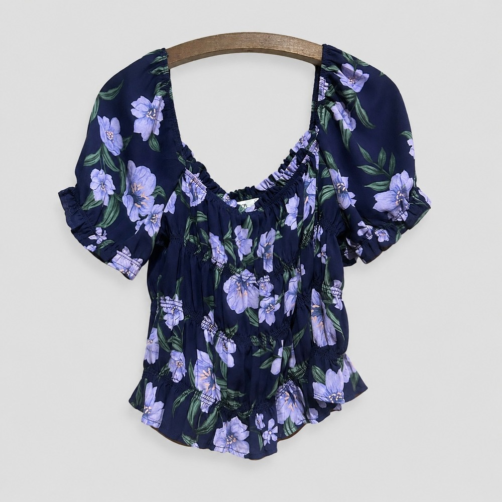E & M Juniors Blouse Size L Crop‎ Top Blue & Purple Floral Y2K Coquette Milkmaid